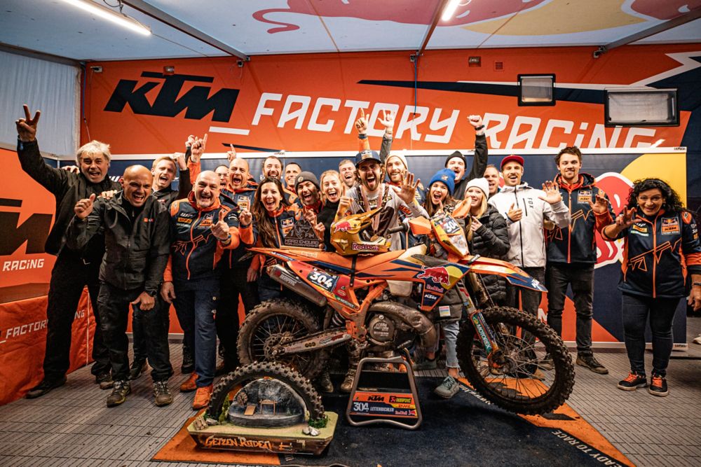 MANUEL LETTENBICHLER COMPLETES PERFECT HEWC SEASON WITH VICTORY AT